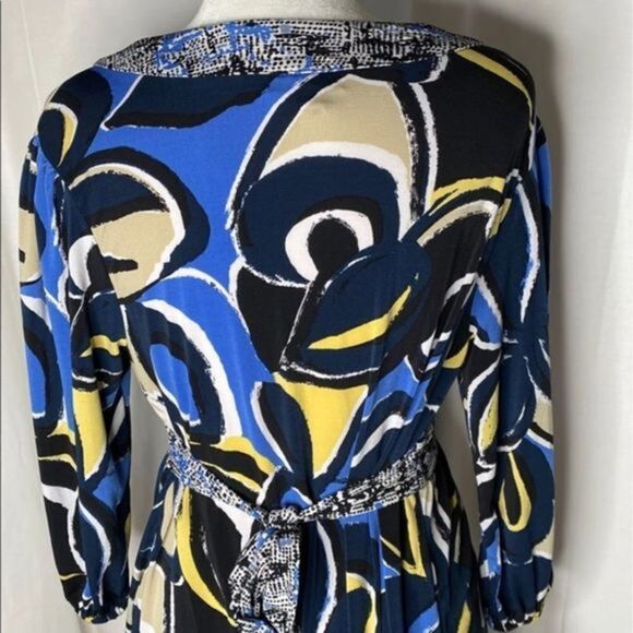 Liz Lange for Target Tie Back Maternity Top - Picture 4 of 4